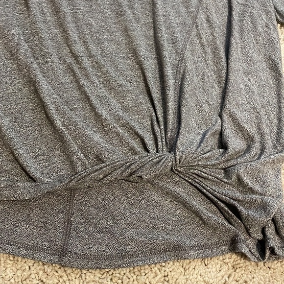 Zella L charcoal gray long sleeve top with twist bottom - Picture 3 of 10